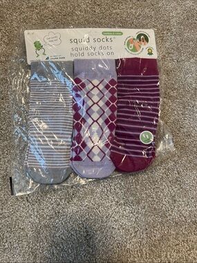 Girls 3-Pack Non-Slip Socks in Purple, Lavender, Gray